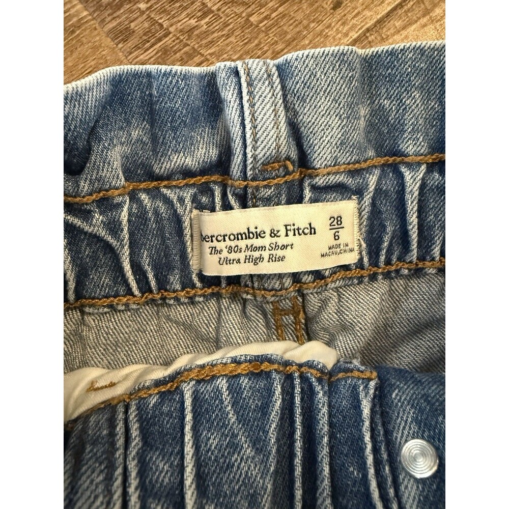 ABERCROMBIE & FITCH 80s Mom Shorts (Wom. Sz. 6) Pleated Ultra High Rise Jeans - Picture 8 of 8